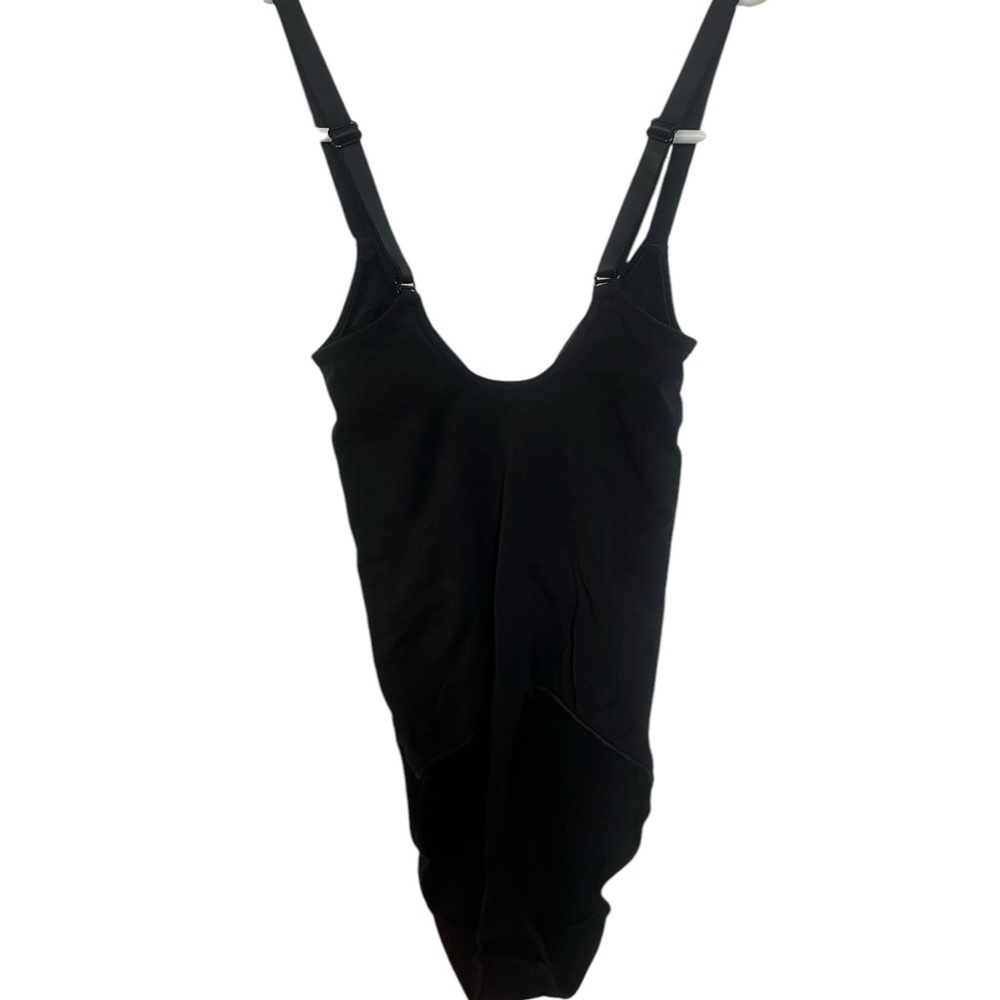 SKIMS Seamless Sculpt Brief Bodysuit, Size Small/Medium , ONYX